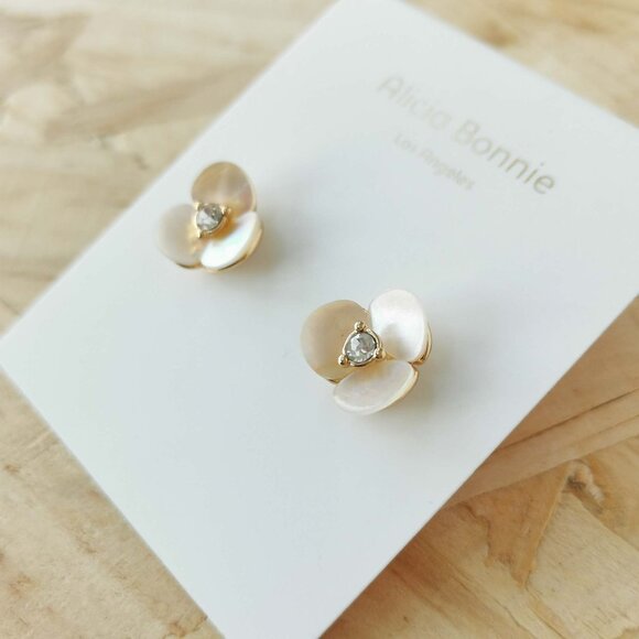 NEW Alicia Bonnie Shimmer Mother Pearl Reversible Earrings Gold - Picture 2 of 3